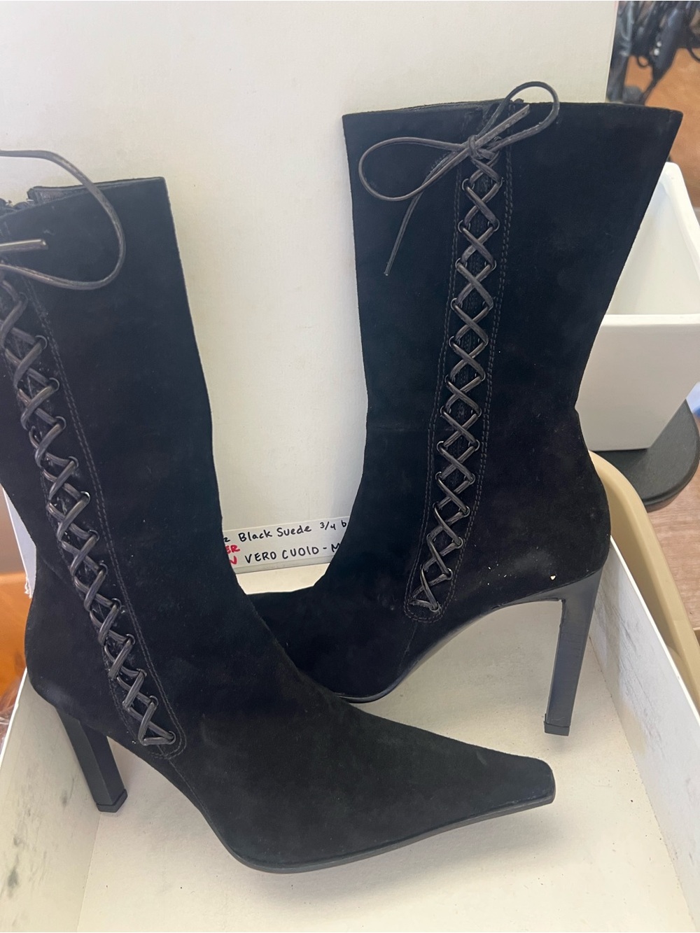 Vero Couio black heeled boots